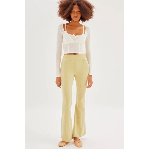 Out From Under Urban Outfitters Aria Seamed Flare Pants Pull-On Cream S 256158 - Picture 2 of 9